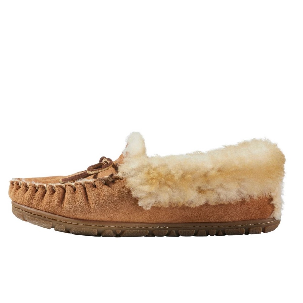 LL Bean Moccasins Slippers size 5 New slippers